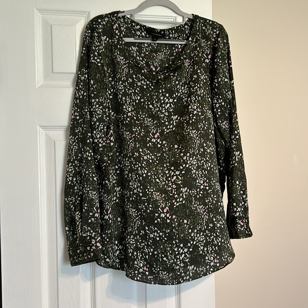 Banana Republic Blouse Dk Green Round Neck Large